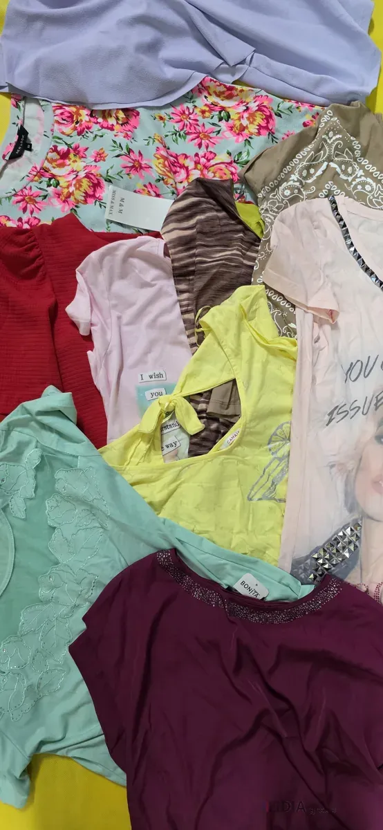 Używane t-shirty młodzieżowe na kilogramy